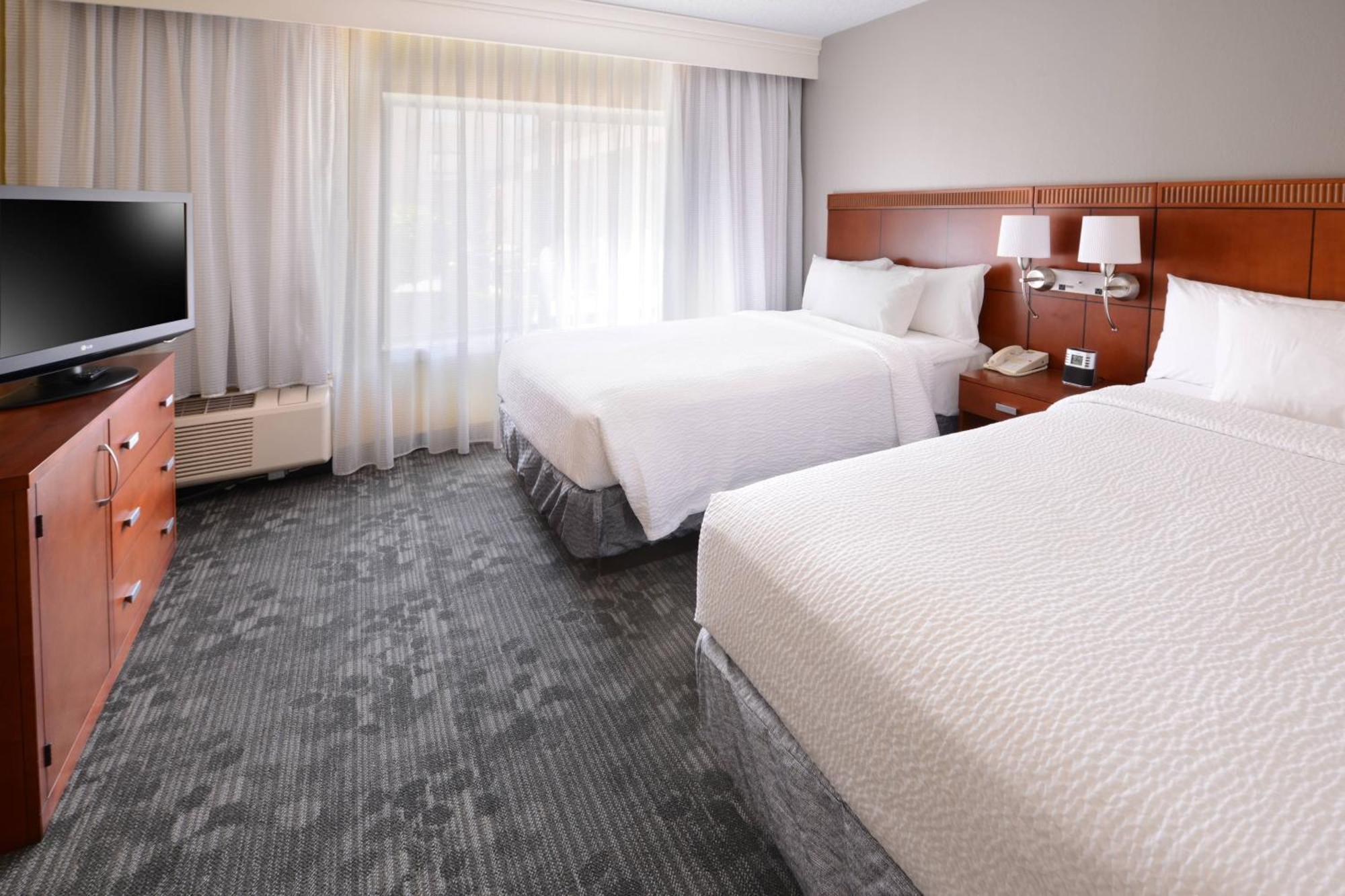 Courtyard By Marriott Oklahoma City Airport Exterior photo