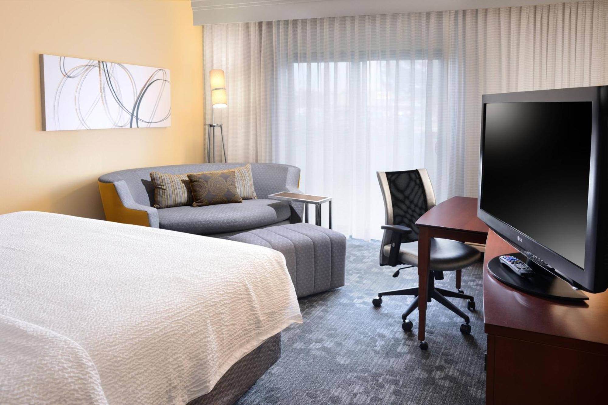Courtyard By Marriott Oklahoma City Airport Exterior photo